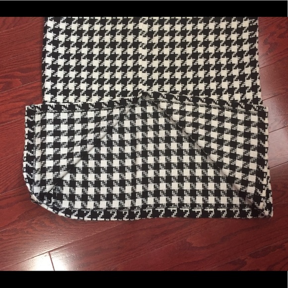 Tweed Midi Plus Size Skirt - Picture 5 of 8